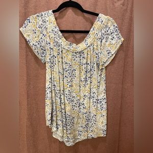 Off white flower top. Off the shoulder. Old navy